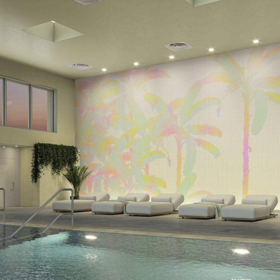 Pastellfarbene Palm Serenity Rainbow Wandtapete im Innenraum-Design von k'moor walldesign, Palmenmuster als ruhige Innenraum-Wandkunst.