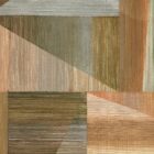 Geometrische Patchwork-Wandgestaltung in erdigen Farbtönen, inspiriert von Discofox-Wanddesign von k'moor; abstrakte Textur mit senkrechten und diagonalen Linien.