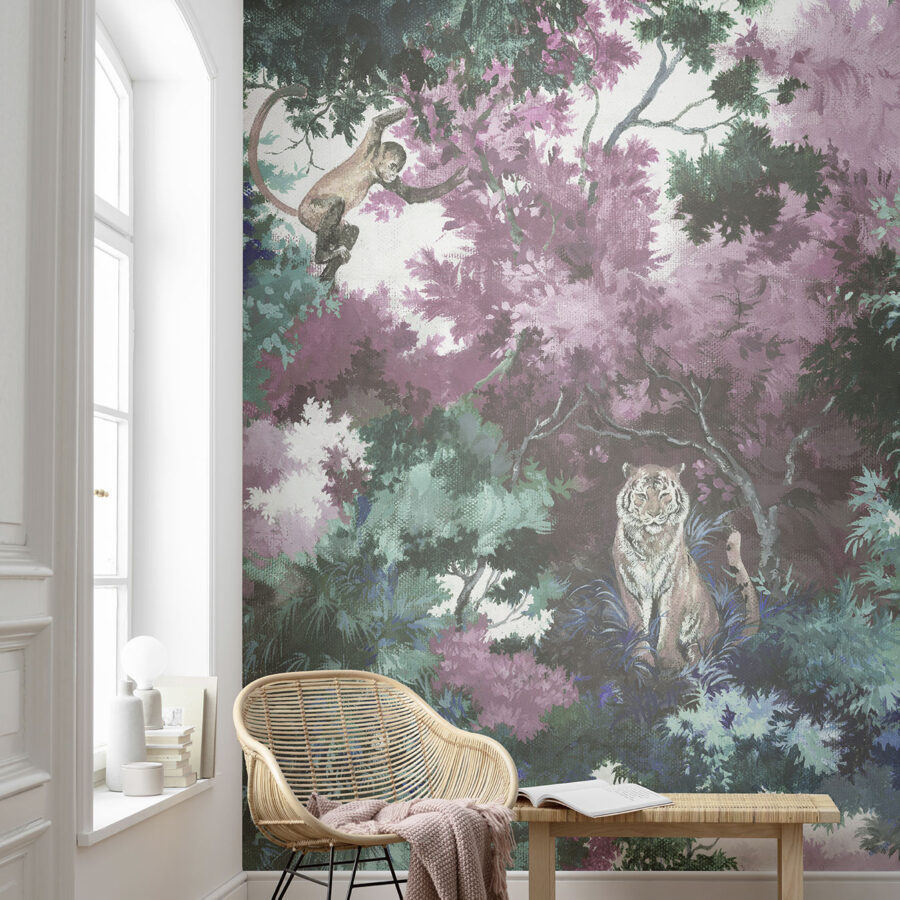 Kanha Reserve Wanddesign mit farbenfrohem Dschungelmotiv, Tiger und Affe, farbige Pflanzen in Grün-, Pink- und Blau-Tönen, Wandtapete